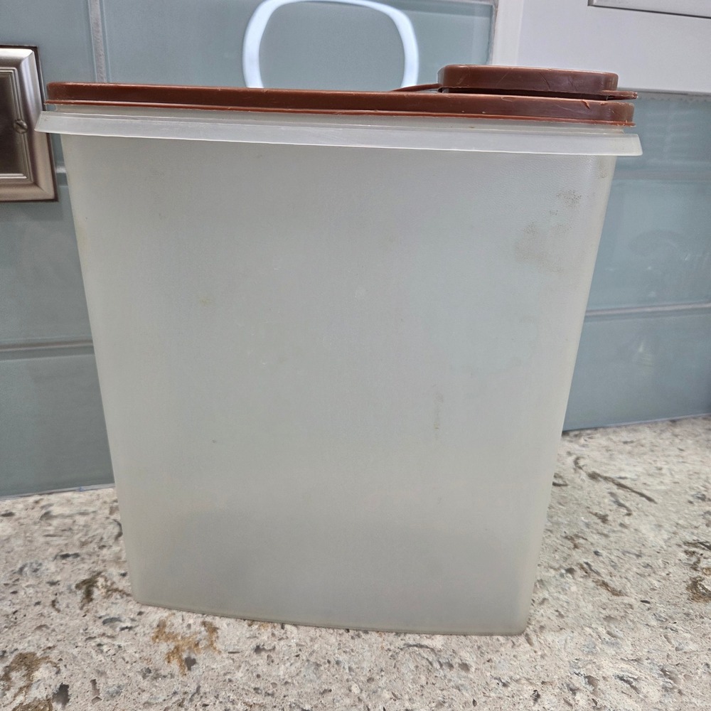 Vintage Tupperware Modular Mate Super Oval 4 Brown Flip Top Pour Lid Container